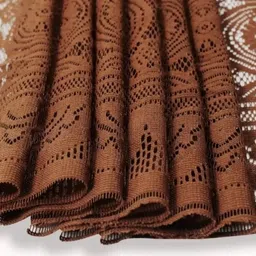 wonderland Cotton 4 Seater Embroidered Table Cover image 3