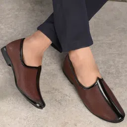 Vellinto HORSEBIT Ethnic Juttis for Men ll Casual Shoes for Men Jutis For Men image 2