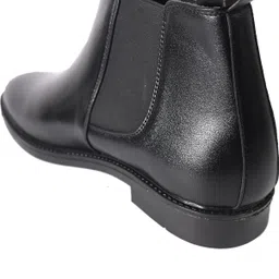 big liner Boots For Men image 4
