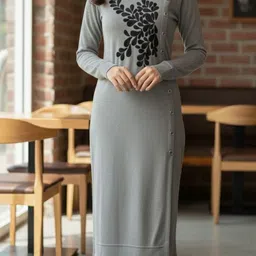 suhail ansari Women Embroidered Wool Straight Kurta image 1