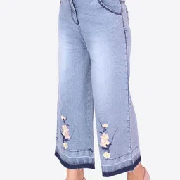 CUTECUMBER Girls Blue Bootcut Heavy Fade Embroidered Stretchable Jeans image 3