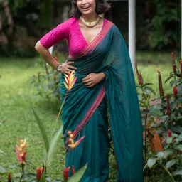 Solid/Plain Handloom Pure Cotton Saree-image-0