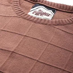 roadster Men Solid Round Neck Red Sweater image 2