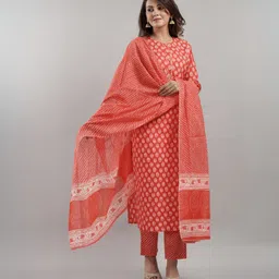 divastri Women Pure Cotton Kurta Pant Dupatta Set image 1