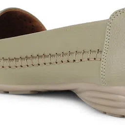 bata Women Bellies Sandal image 4