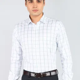 Men Slim Fit Checkered Formal Shirt-image-19