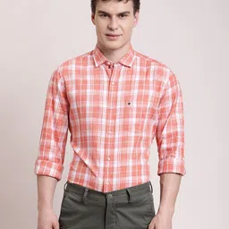 turtle Men Slim Fit Checkered Spread Collar Casual Shirt image 4