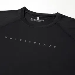 muscleblaze Compression Muscle Tee Full Sleeve, Midnight Black Men Compression image 3