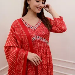 rohika Women Viscose Rayon Kurta Palazzo Dupatta Set image 5