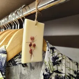 nita kreations Scented Wax Sachet | Tropical Floral Soy Wax Wardrobe Freshener (Hawaiian Blend) Candle image 2