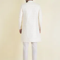 HOUSE OF DEYANN Embroidered Sherwani image 2
