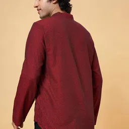 indus route by Pantaloons Men Embroidered Thread Work Dobby Kurta image 4