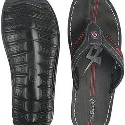 walkaroo Men Slippers image 4