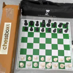 chessbox 17 Inch flexible chess mat with 2 extra queens and durable bag 43 cm Chess Board-picture-34