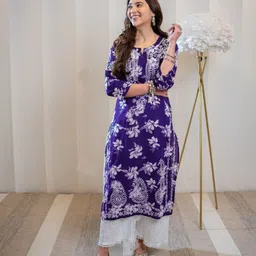 anushansa Women Printed Viscose Rayon Straight Kurta image 1