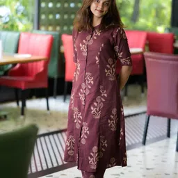 kharoliya Women Cotton Rayon Kurta Palazzo Set image 2