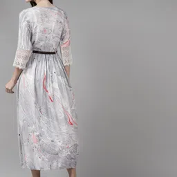 Amirah s Off White & Grey Printed Midi Dress with Schifli Pockets image 3