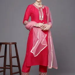 Varanga Women Fuchsia Embroidered Kurta with Trousers & With Dupatta image 3