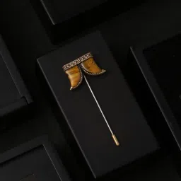 cosa nostraa Antique Musing Claws Lapel Pin image 5