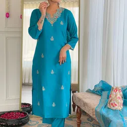 KALINI Floral Embroidered Thread Work Straight Kurta With Trousers And Dupatta image 4
