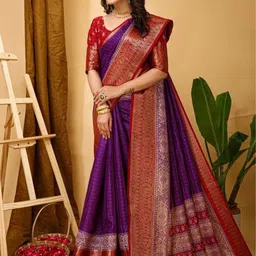 HERE&NOW Checked Zari Silk Cotton Kanjeevaram Saree image 4