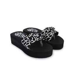 TWO SOFT Printed Platform Heels image 2
