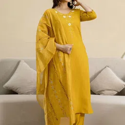 Trendmalls Women Chanderi Hand Work Kurta Pant with Dupatta image 4