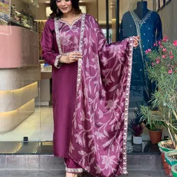 Siya Fashion Floral Embroidered Thread Work Straight Kurta With Trouser & Dupatta image 5