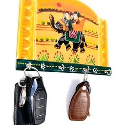 apka mart Green & Yellow Printed 4-Hooks KeyHolder image 4