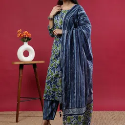 Polyglot Women Floral Printed Regular Kurta with Trousers & Dupatta image 4