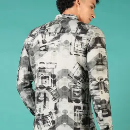 V-Mart Men Spread Collar Abstract Printed Cotton Casual Shirt image 2