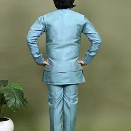 BT DEZINES Boys Band Collar Straight Cotton Silk Kurta With Trousers & Nehru Jacket image 2