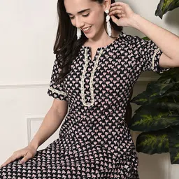 Sangria Floral Printed Pure Cotton Kurta & Trouser Set image 4