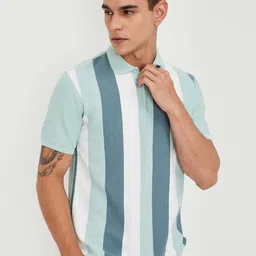 max Men Colourblocked Polo Collar Pockets T-shirt-image-25