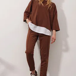 Trend Alacati stili Colourblocked Long Sleeves Top With Trousers image 1