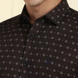 Allen Solly Men Slim Fit Floral Printed Spread Collar Cotton Formal Shirt image 3