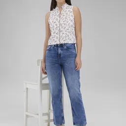 IZEL Floral Print Mandarin Collar Crop Top image 4