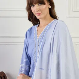 Indo Era Women Floral Printed Regular Linen Kurta with Trousers & With Dupatta image 4