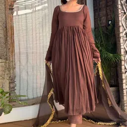 VASTRAHUT Women Solid Anarkali Kurta with Trousers & Dupatta image 2