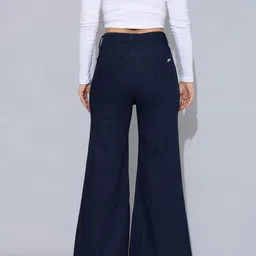 STORMY JEANS Women Flared High-Rise Stretchable Jeans image 5