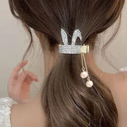 Shivarth Women Embellished Claw Clip-image-0