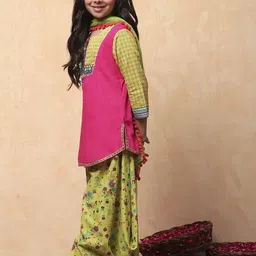 Biba Girls Floral Printed Round Neck Pure Cotton Straight Kurta with Palazzos & Dupatta image 5