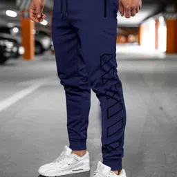 StyleCast x Revolte Men Easy Wash Chinos Solid Trousers-picture-41