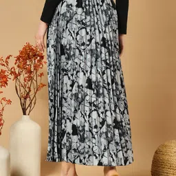 ZWERLON Printed Flared Maxi Skirt image 4