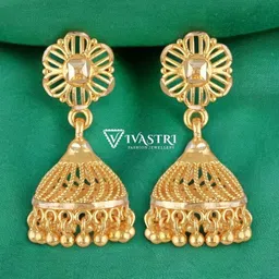 VIVASTRI Women Gold-Plated Alloy Earrings image 4