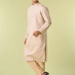 Diwas by Manyavar Men Self Design Men Kurta image 3