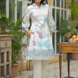 AARAAS Floral Printed Shirt Collar Pure Cotton Straight Kurta With Trousers image 5