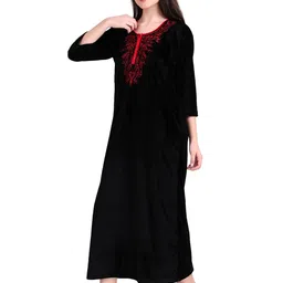 OVIDA Embroidered Maxi Nightdress image 4