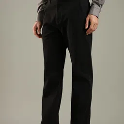 Tommy Hilfiger Men Solid Mid Rise Slim Fit Formal Trousers image 2