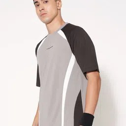 Ajile by Pantaloons Men Brand Logo Colourblocked T-shirt image 2